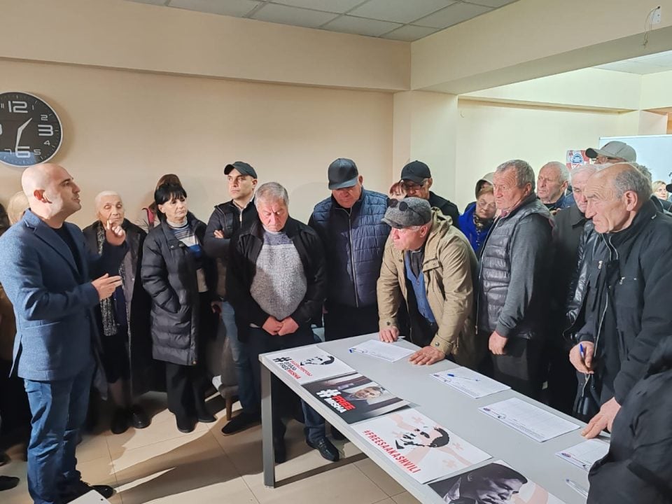 Სამეგრელოში მიხეილ სააკაშვილის გათავისუფლების მოთხოვნით ხელმოწერები გროვდება