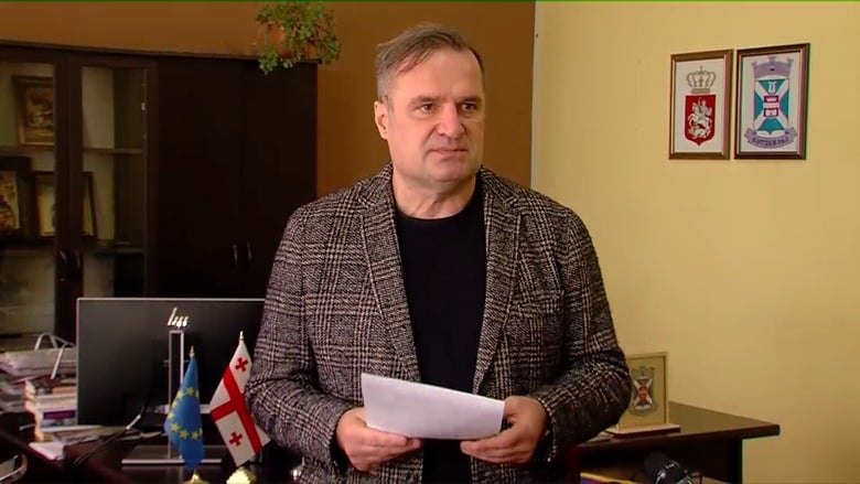 წალენჯიხის მერმა თანამშრომლების დაკავების ფაქტზე პრესკონფერენცია გამართა