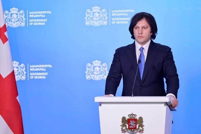 ირაკლი კობახიძე: პარლამენტის წინ ვხედავთ უცხოური გავლენის გამჭვირვალობას, გამოდიან პოლიტიკურ სცენაზე უცხოელი პოლიტიკოსები, მიუღებელია, როდესაც გარედან ცდილობენ შიდა პოლიტიკაში ჩარევას კოლექტიური „ნაცმოძრაობის“ სასარგებლოდ