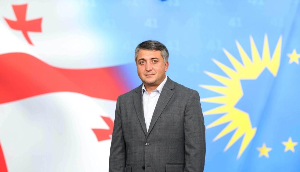 დავით კოდუა: ენმ-მ ჩემს წინააღმდეგ „საბრძოლველად“ მშობლიურ სოფელში შტაბი გამიხსნა, გახსნაზე არ მივიდა მათი დარჩელის ლიდერი და სოფლის მოსახლეობა – 26 ოქტომბერს დარჩელი, ზუგდიდი და სრულიად საქართველო იტყვის სათქმელს!
