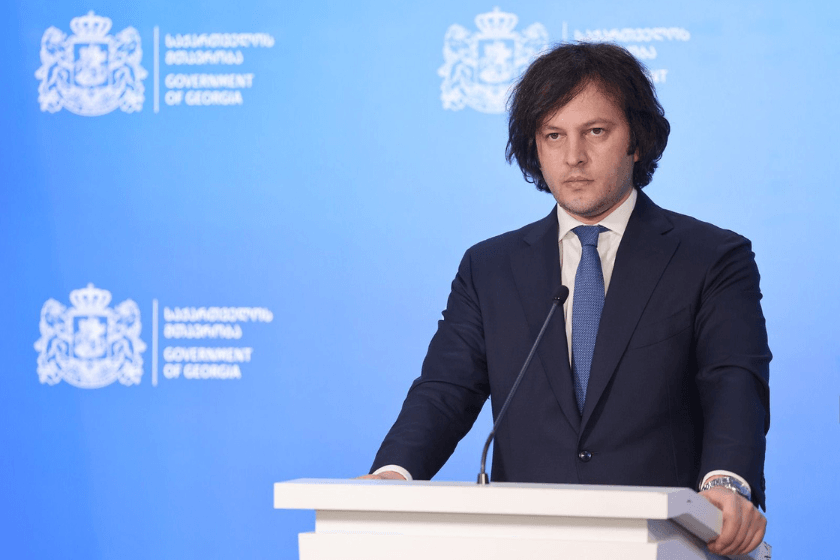 პრემიერმა საგარეო საქმეთა, იუსტიციისა და გარემოს დაცვისა და სოფლის მეურნეობის მინისტრებს გაწეული საქმიანობისთვის მადლობა გადაუხადა და აღნიშნა, რომ ისინი საქმიანობას სახელმწიფო სამსახურებში, მაღალ თანამდებობებზე განაგრძობენ