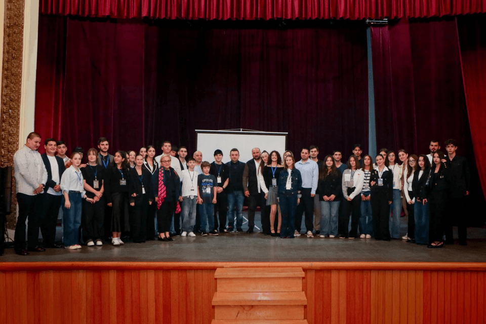 სტუდენტური პარლამენტის და მთავრობის სენაკის წარმომადგენლობამ ანგარიში წარადგინა