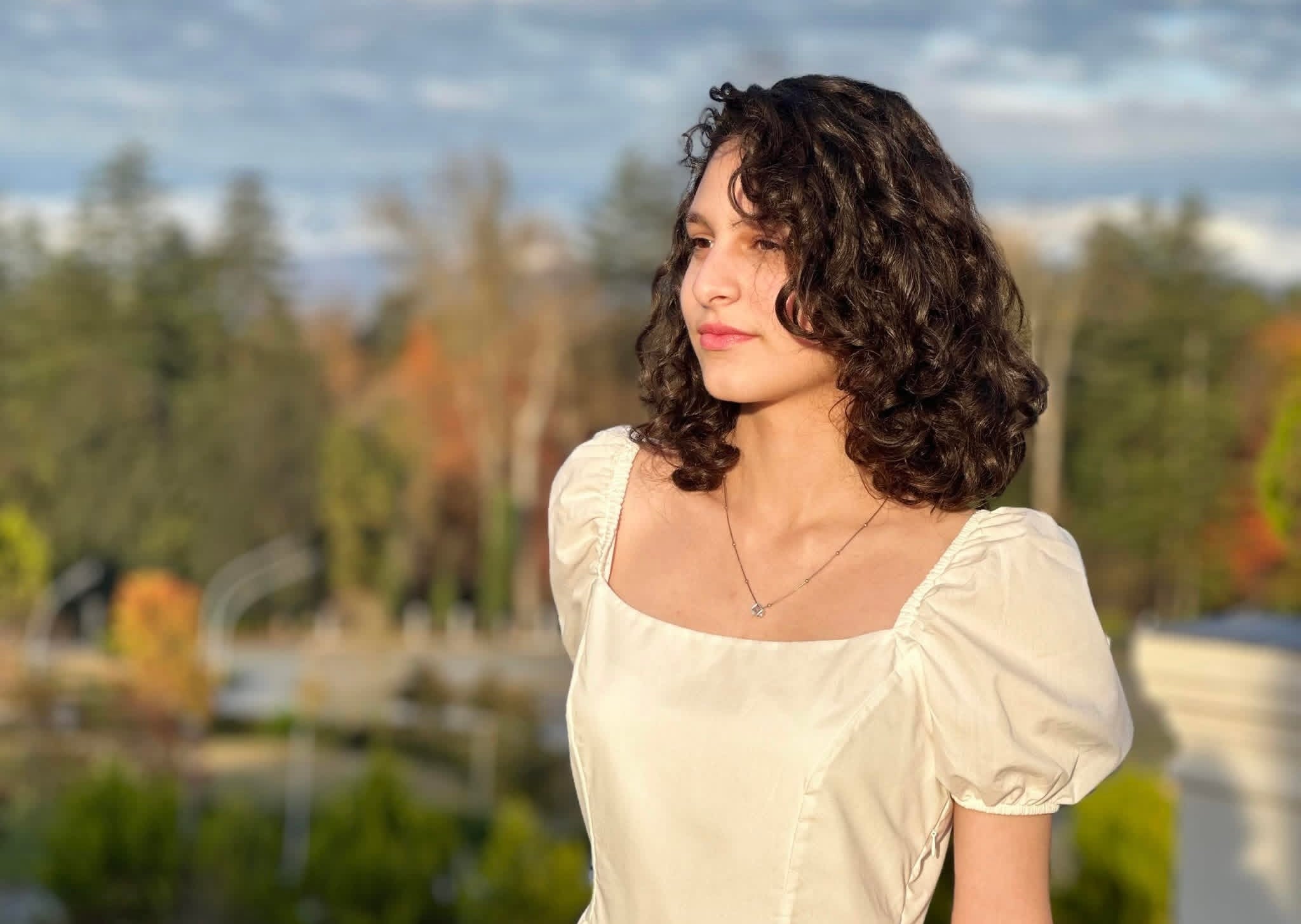 ზუგდიდელმა მარიამ კარტოზიამ ეროვნულ გამოცდებზე საუკეთრსო შედეგები მოიპოვა | უმაღლესი შეფასება ქართულსა და ინგლისურში