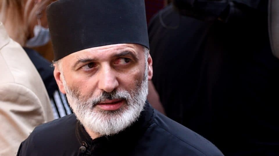 ანდრია ჯაღმაიძე სალომე ზურაბიშვილს: ამერიკის საელჩო აფრთხილებს თავის მოქალაქეებს „მოერიდეთ საპროტესტო ზონებს“ და თქვენ რას მოუწოდებთ ჩვენს შვილებს, სკოლის მოსწავლეებს?