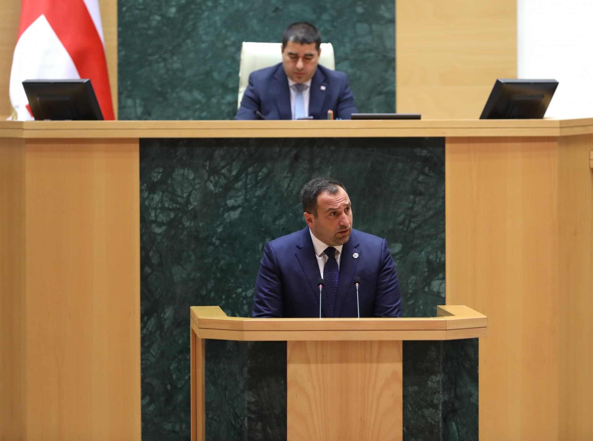 პარლამენტმა სასურსათო პროდუქციის, მედიკამენტებისა და საწვავის ფასწარმოქმნის სტრუქტურის შემსწავლელი დროებითი კომისიის შექმნას მხარი დაუჭირა