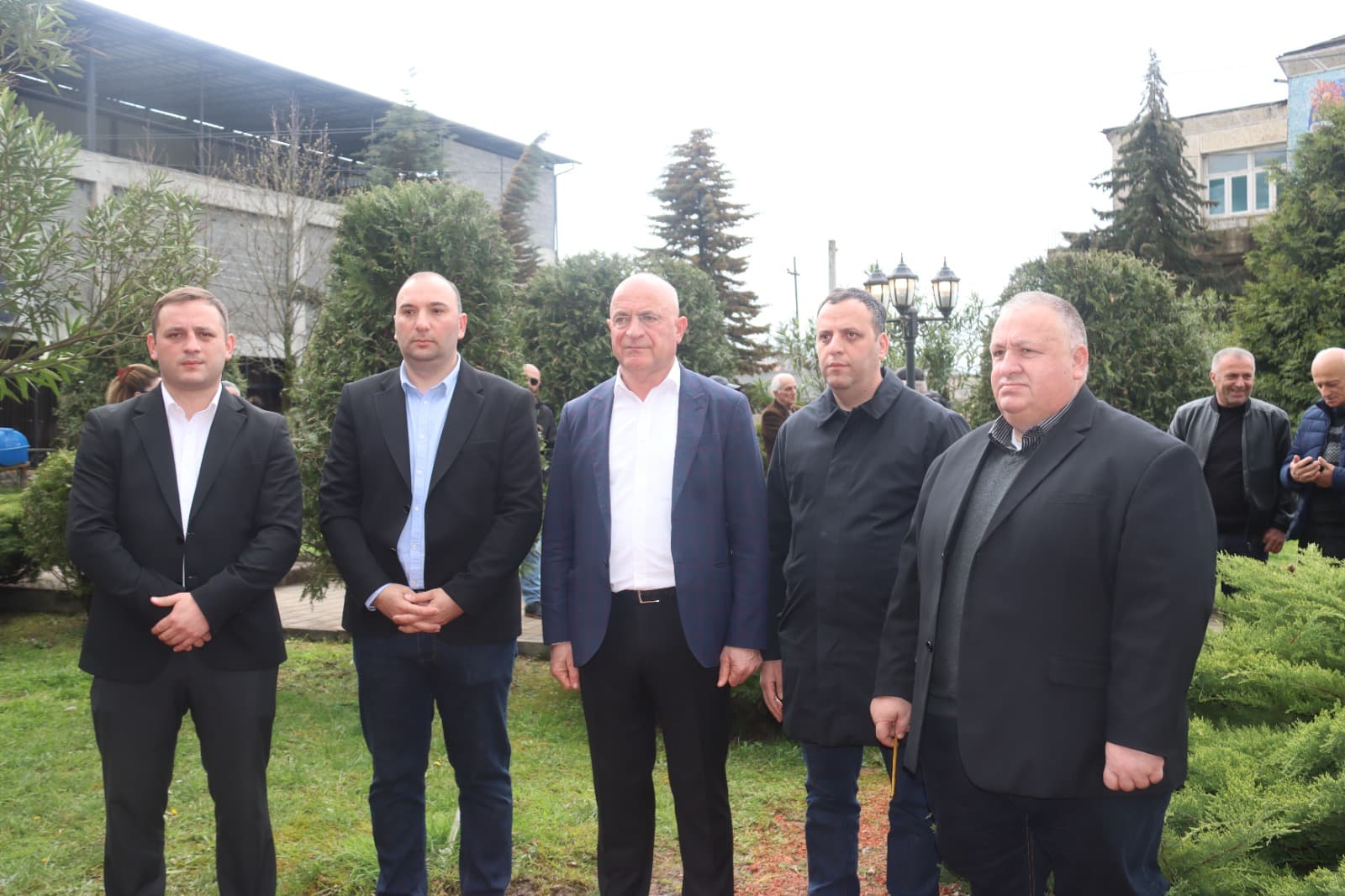 ჩხოროწყუში ზვიად გამსახურდიას ხსოვნას პატივი მიაგეს - image 2