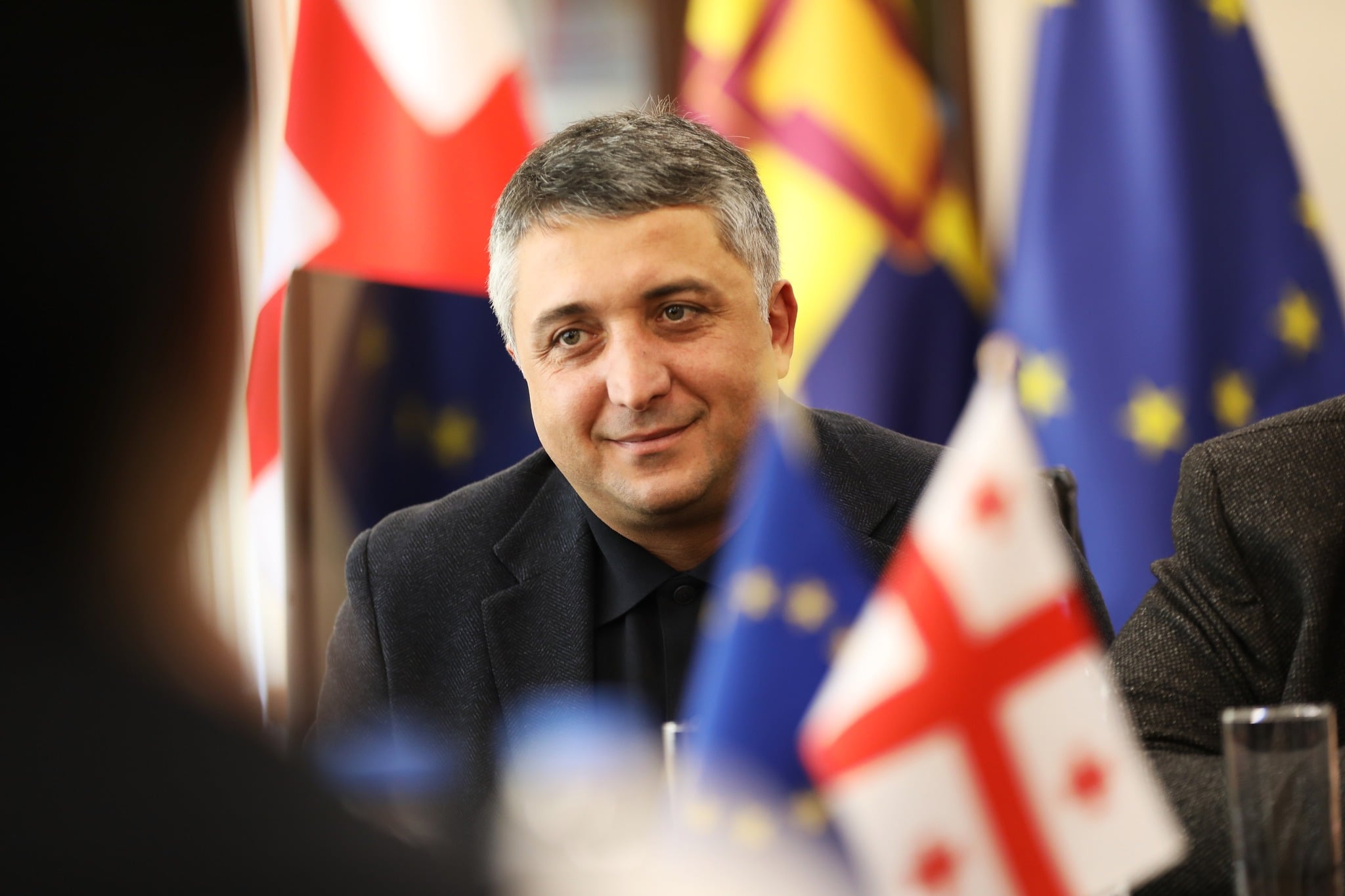 დავით კოდუა აბიტურიენტებს: დარწმუნებული ვარ, რომ თქვენი თაობა ჩვენი მუნიციპალიტეტისა და მთელი საქართველოსთვის არაერთი მნიშვნელოვანი მიღწევისა და წარმატების სათავეში იქნება